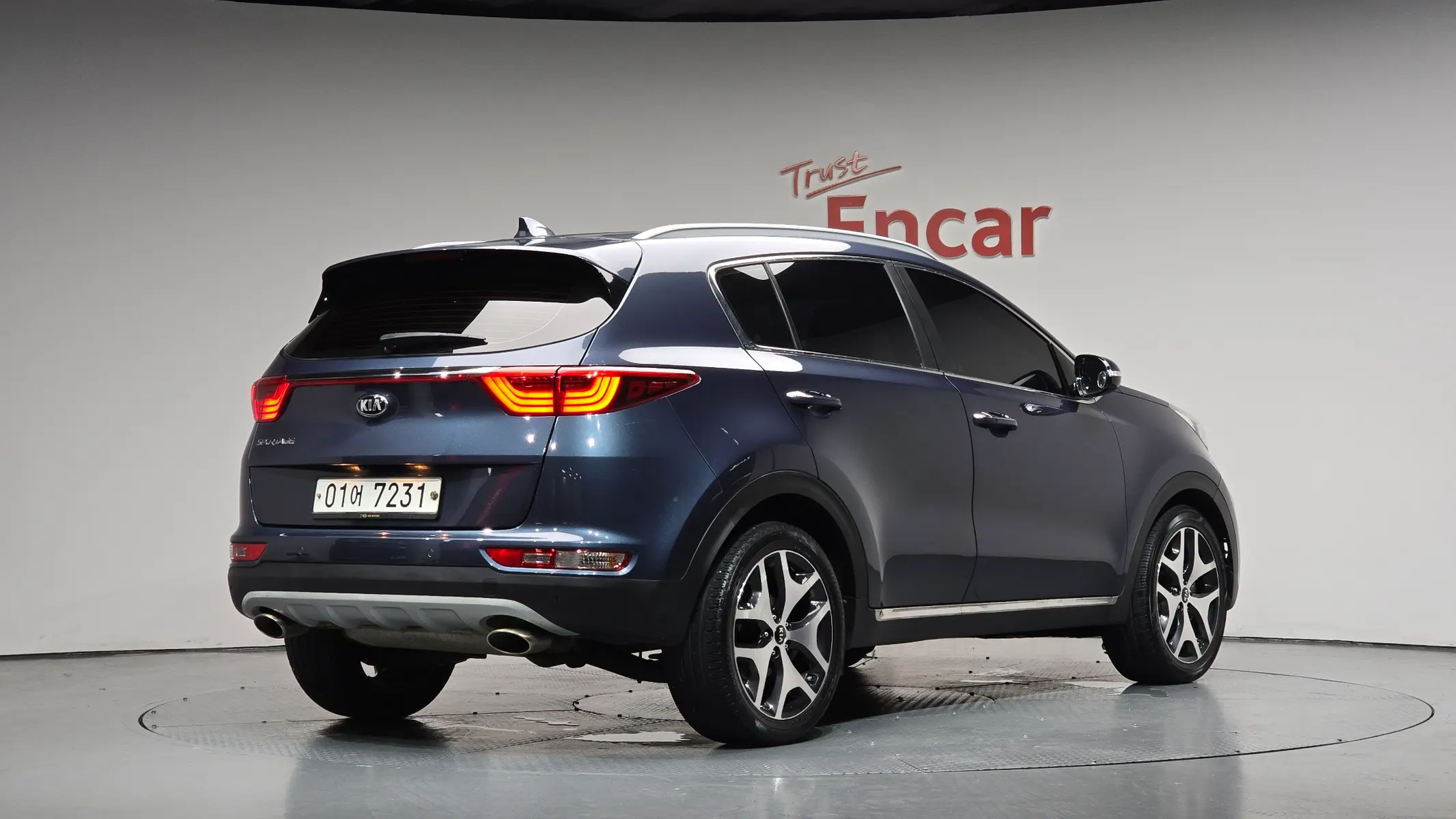 Kia 4 2.0 2WD 2017 2/34