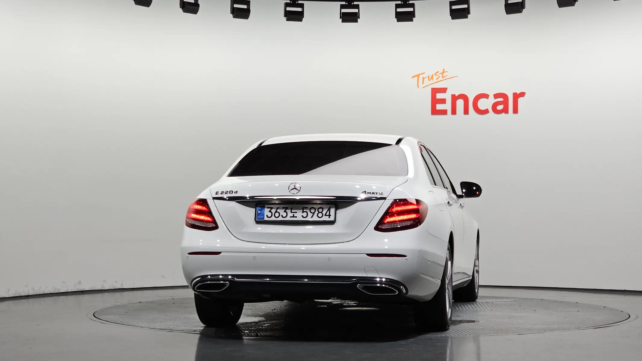 Mercedes-Benz E-Class W213 E220d 4MATIC 2017 3/34