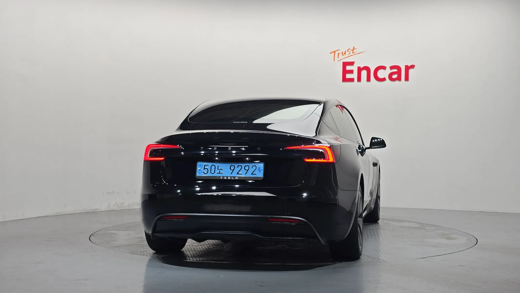 Tesla 3 RWD 2024 3/5