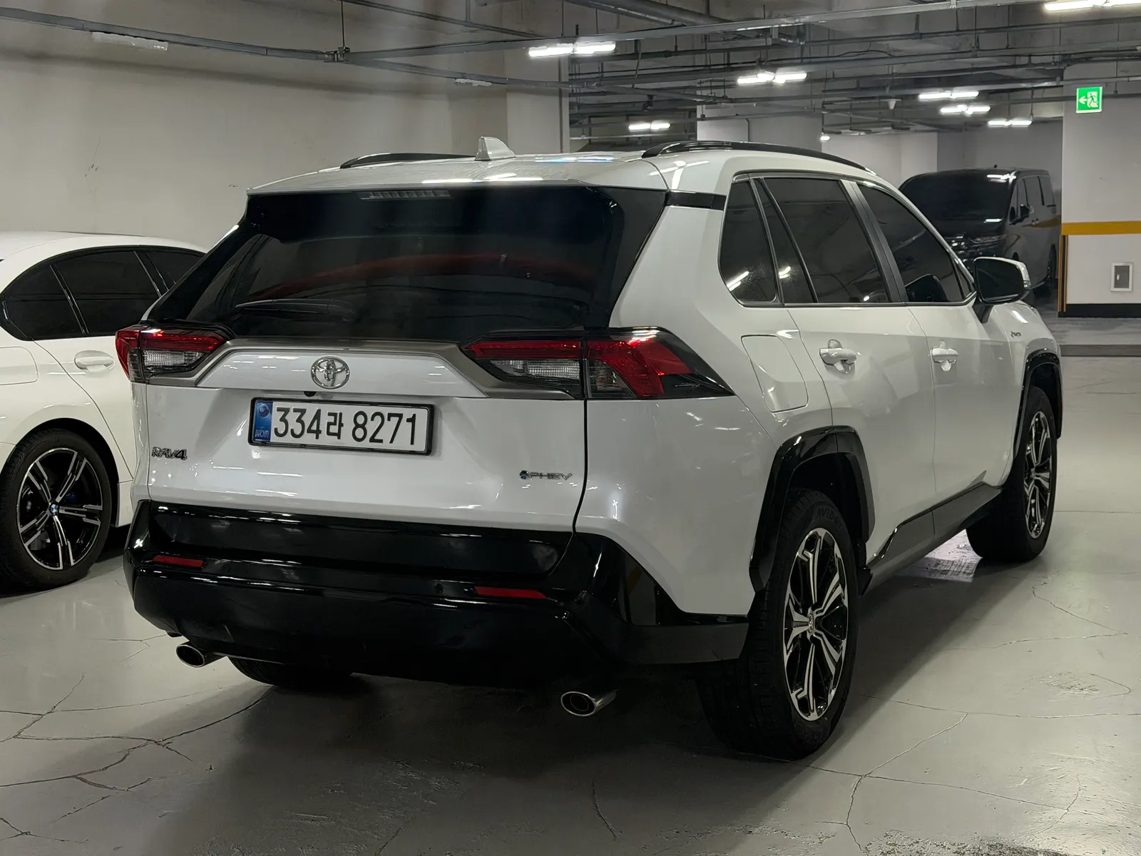 Toyota RAV4 5 2.5 4WD PHEV XSE 2025 3/5
