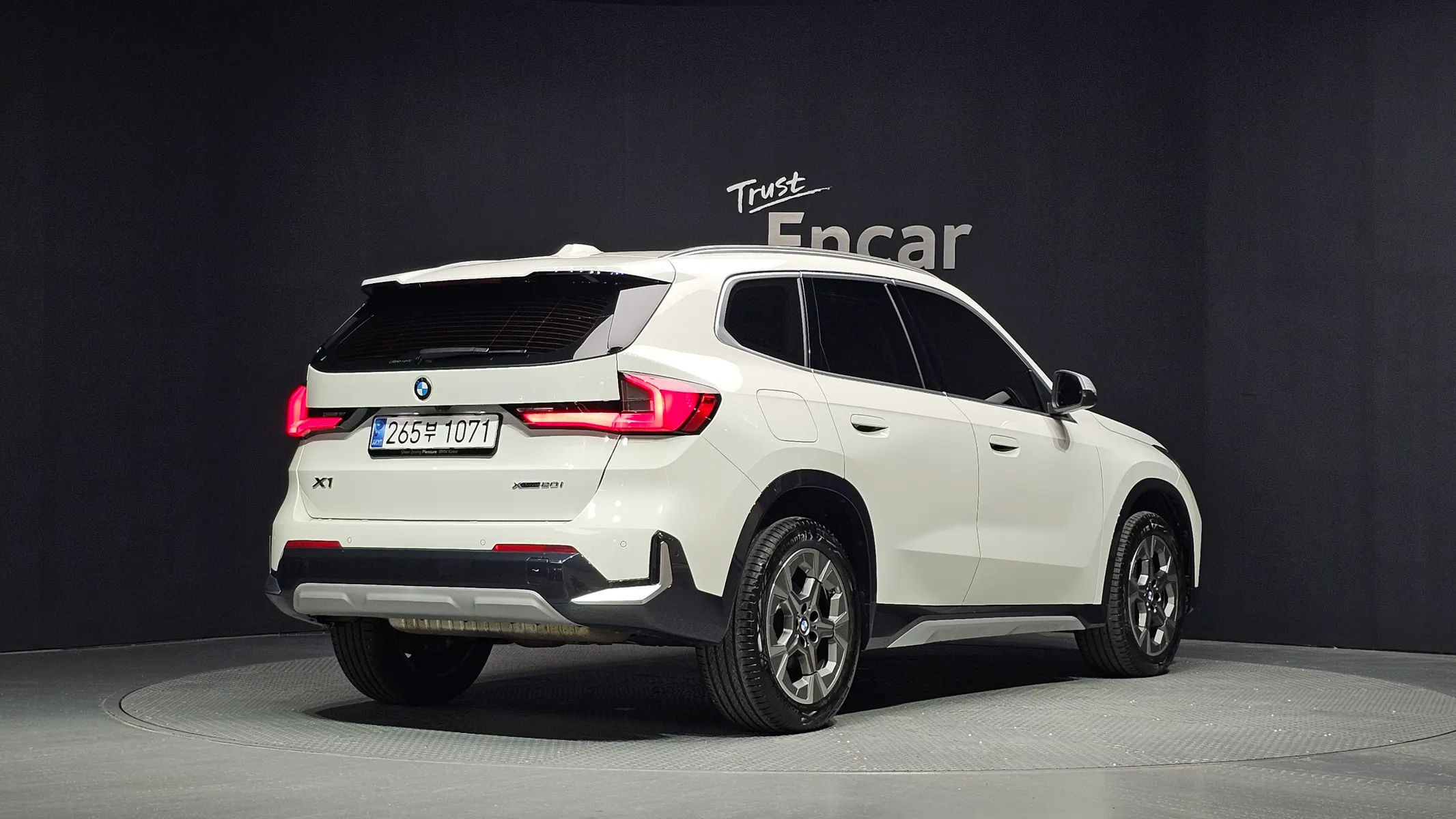 BMW X1 (U11) xDrive 20i xLine 2024 2/34
