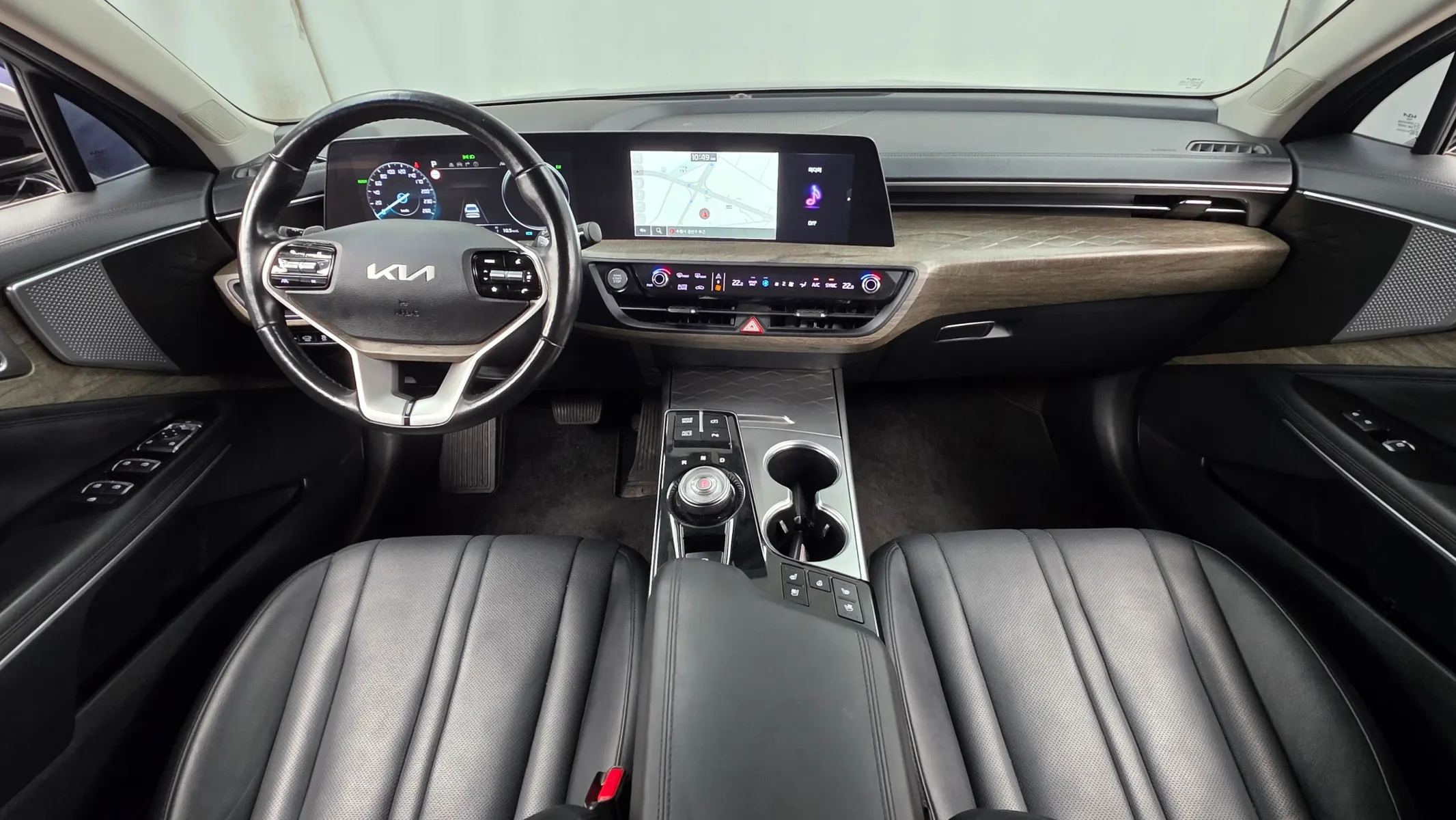 Kia K8 2022 4/5