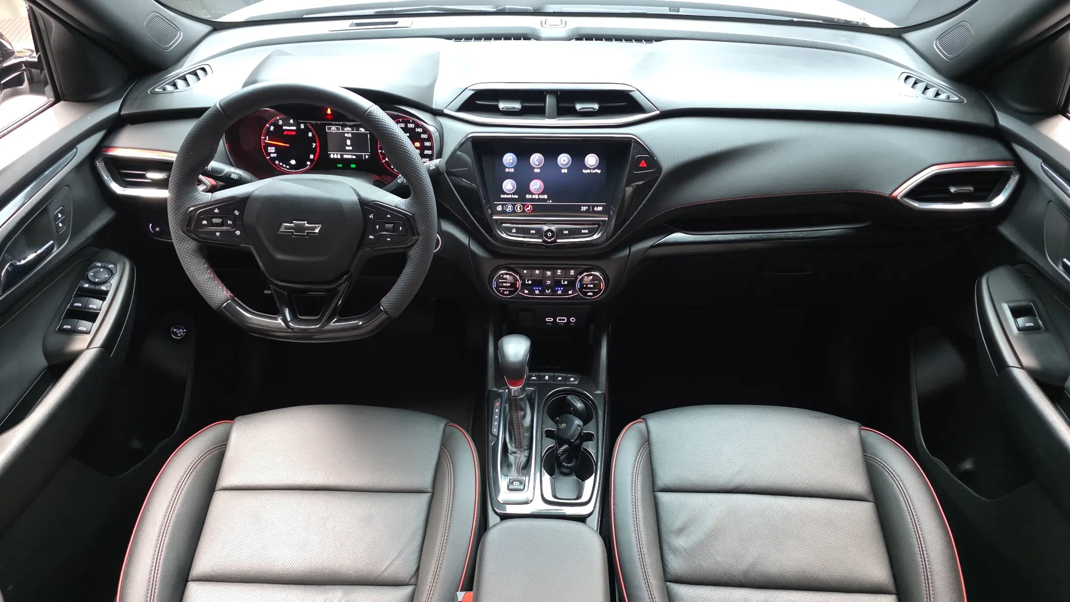 Chevrolet 트레일블레이저 1.3 2WD 2023 4/5