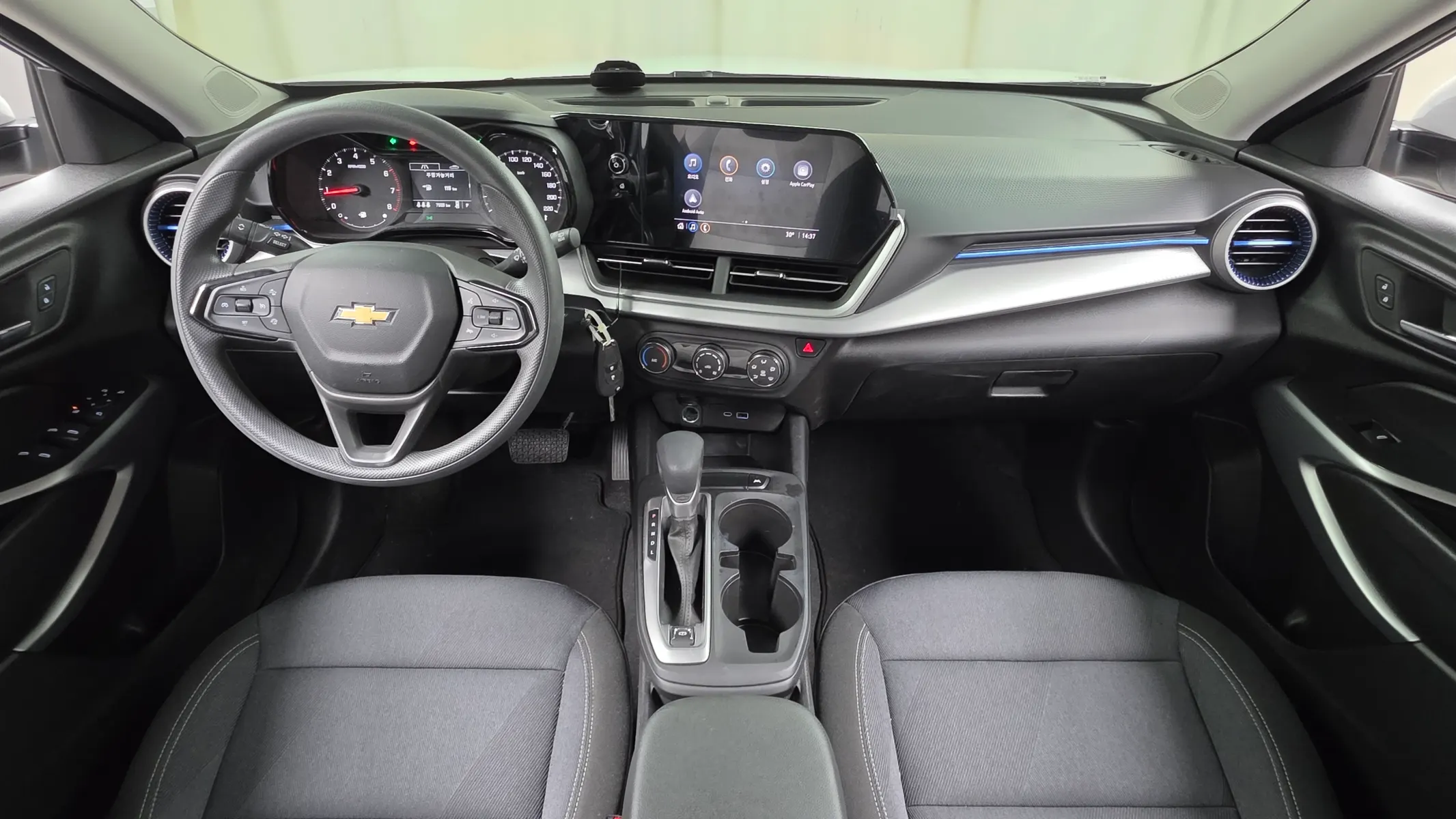 Chevrolet 트랙스 크로스오버 1.2 LS 2026 4/5