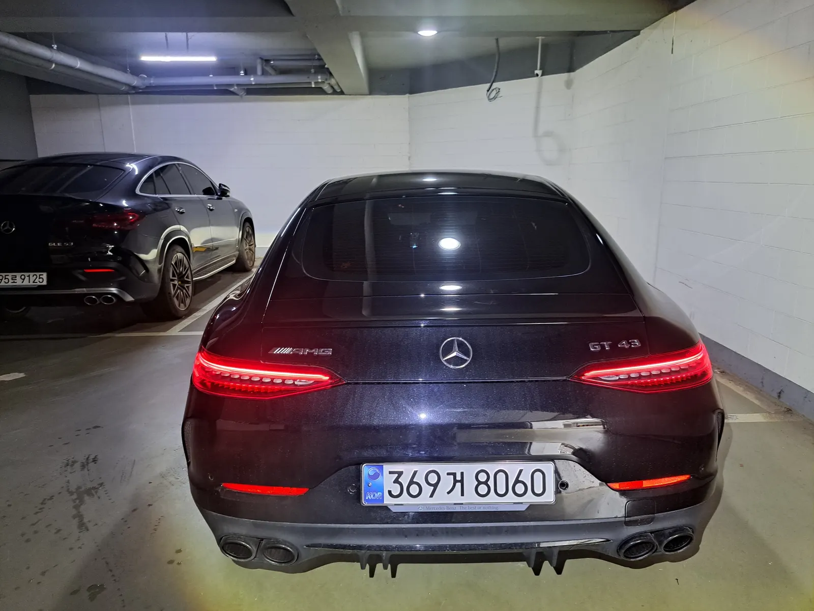Mercedes-Benz AMG GT 4 43 4MATIC+ 2021 2/21