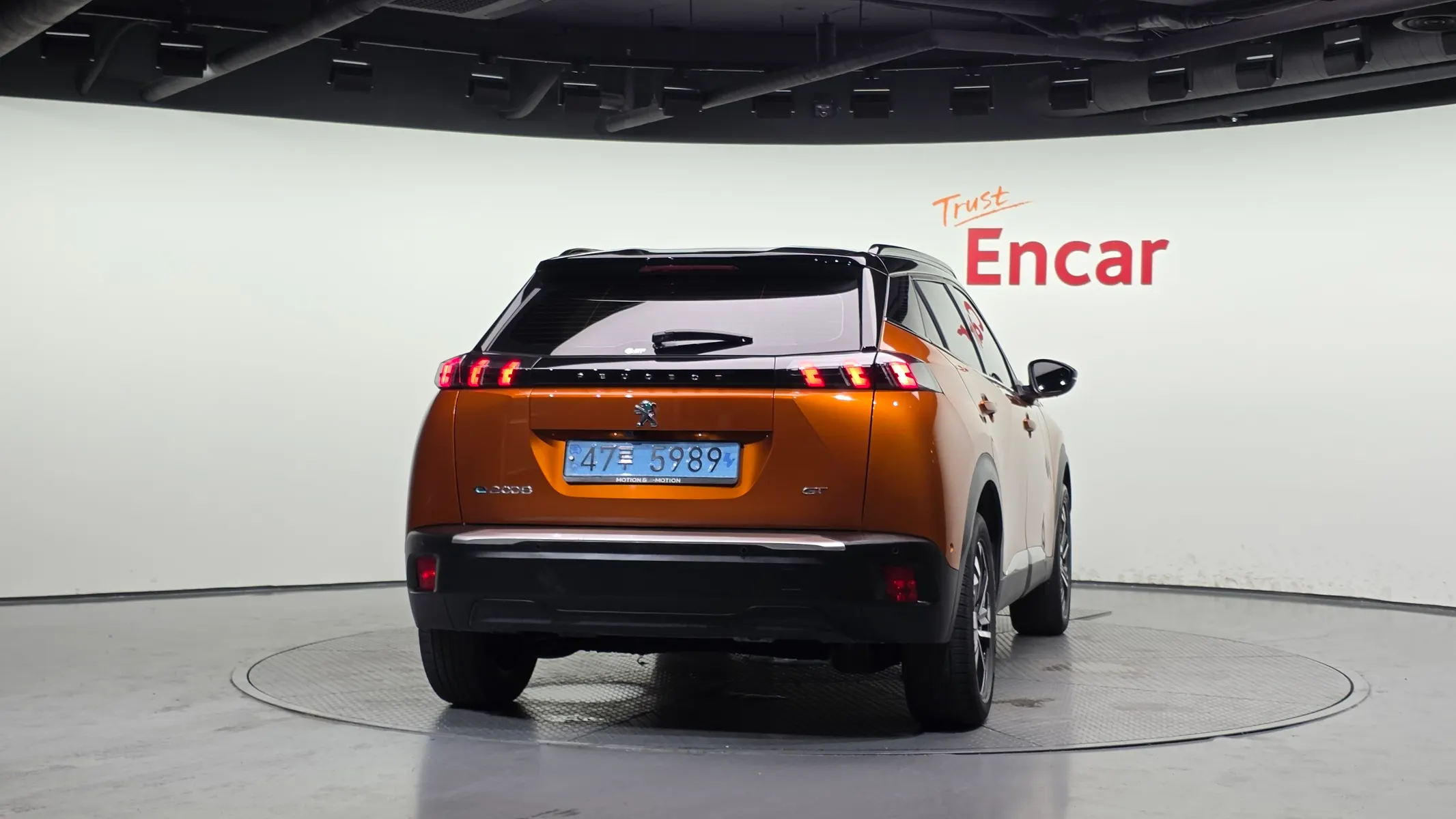 Peugeot e-2008 2 EV GT 2022 3/5