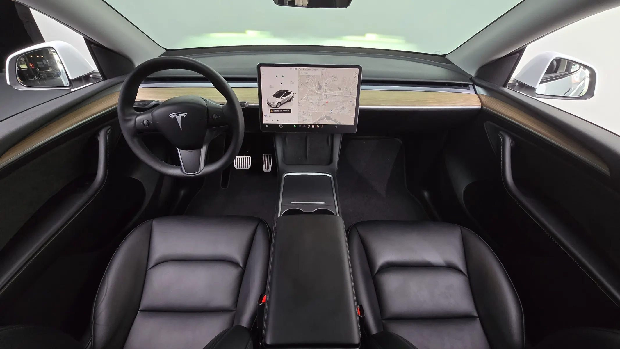 Tesla Y RWD 2023 4/5