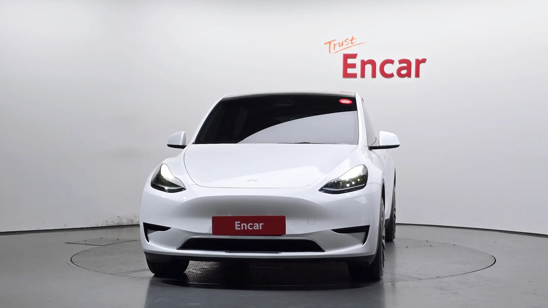 Tesla Y RWD 2023 2/5