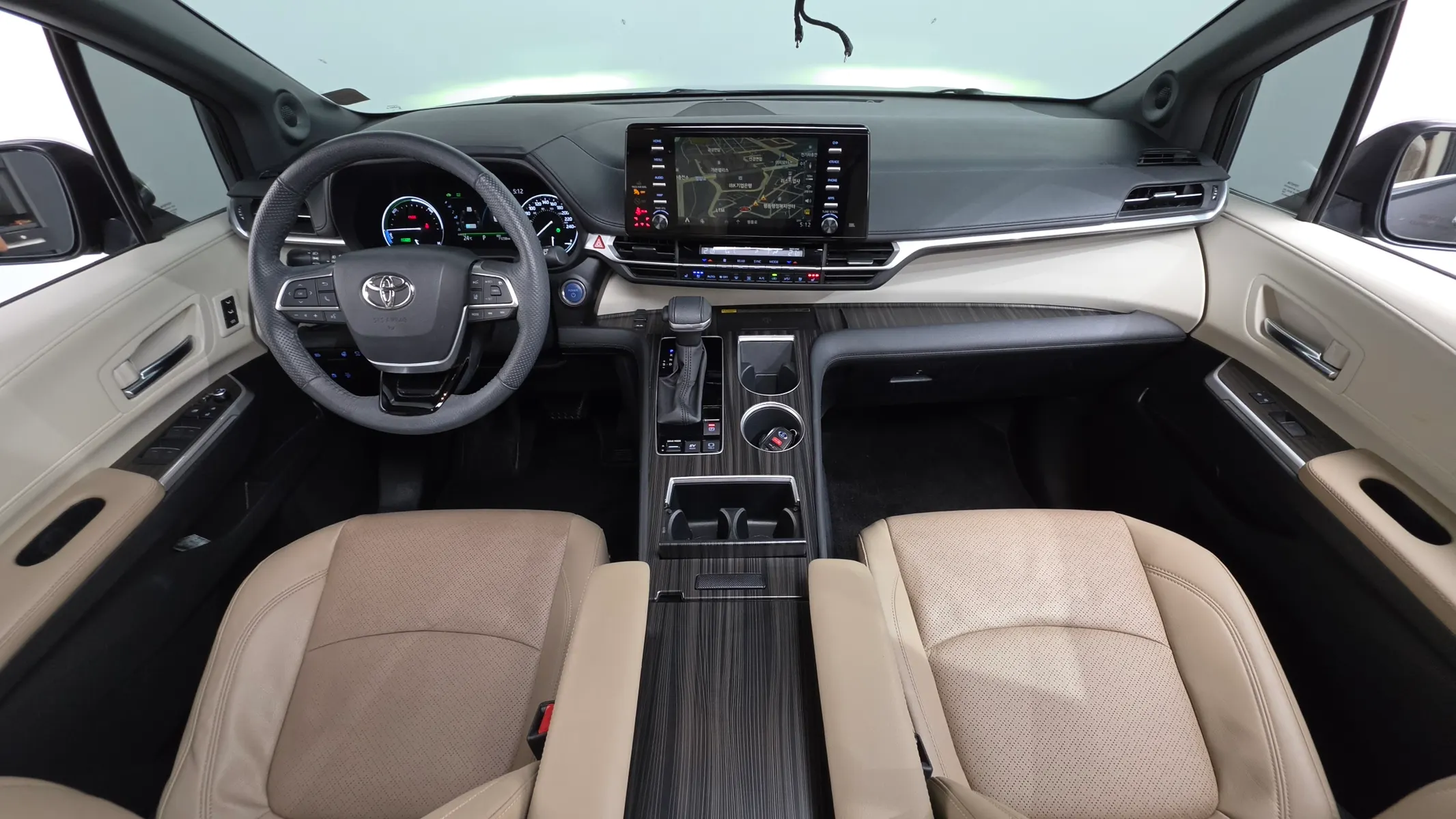 Toyota 4 2.5 AWD 2023 4/5