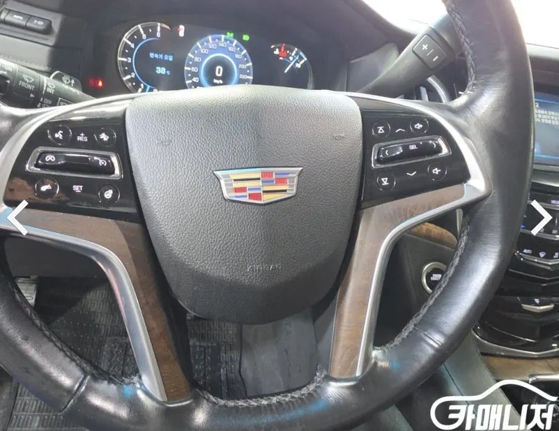 Cadillac 에스컬레이드 6.2 2017 4/5
