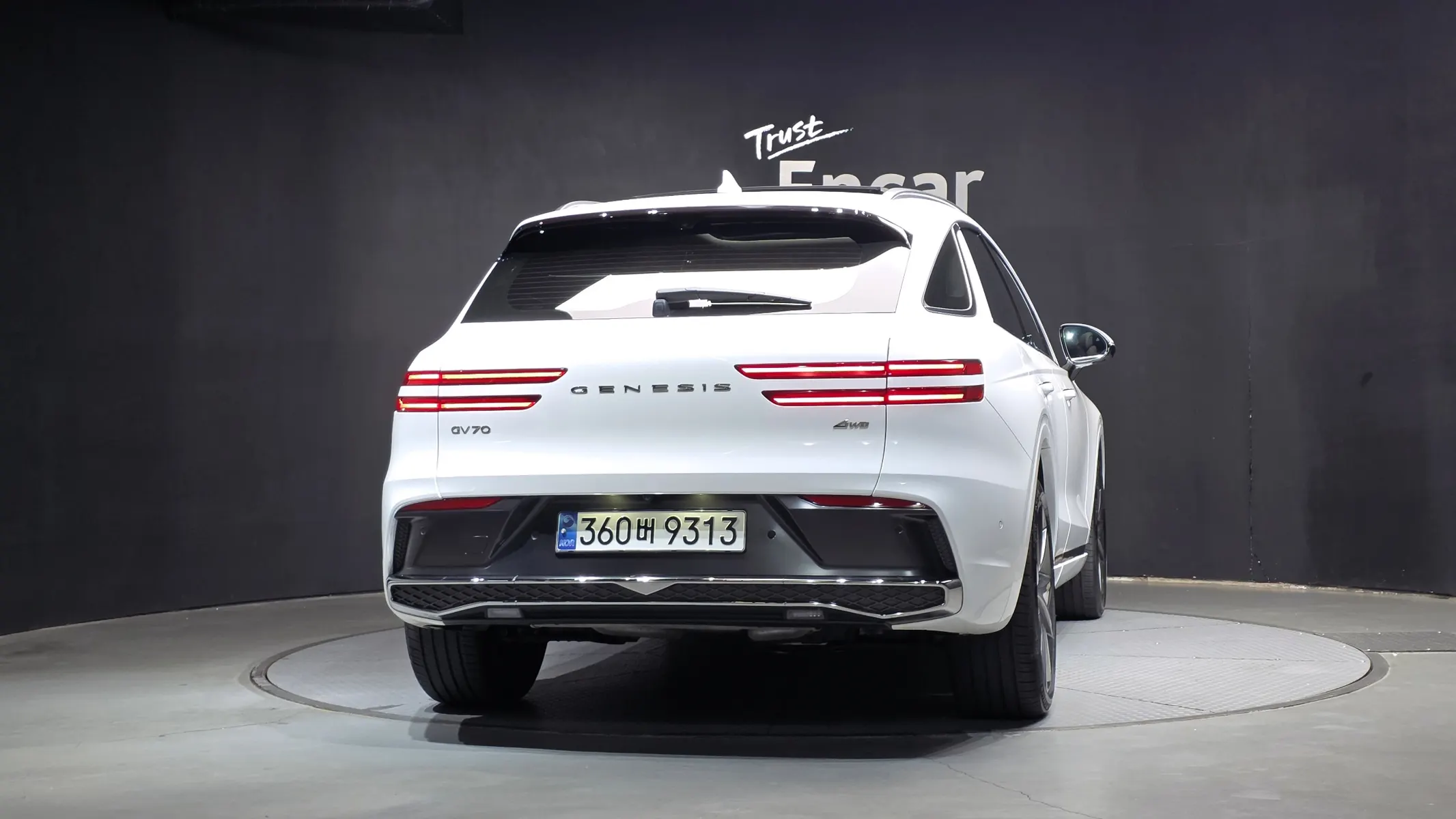 Genesis GV70 2.5T AWD 2024 3/5