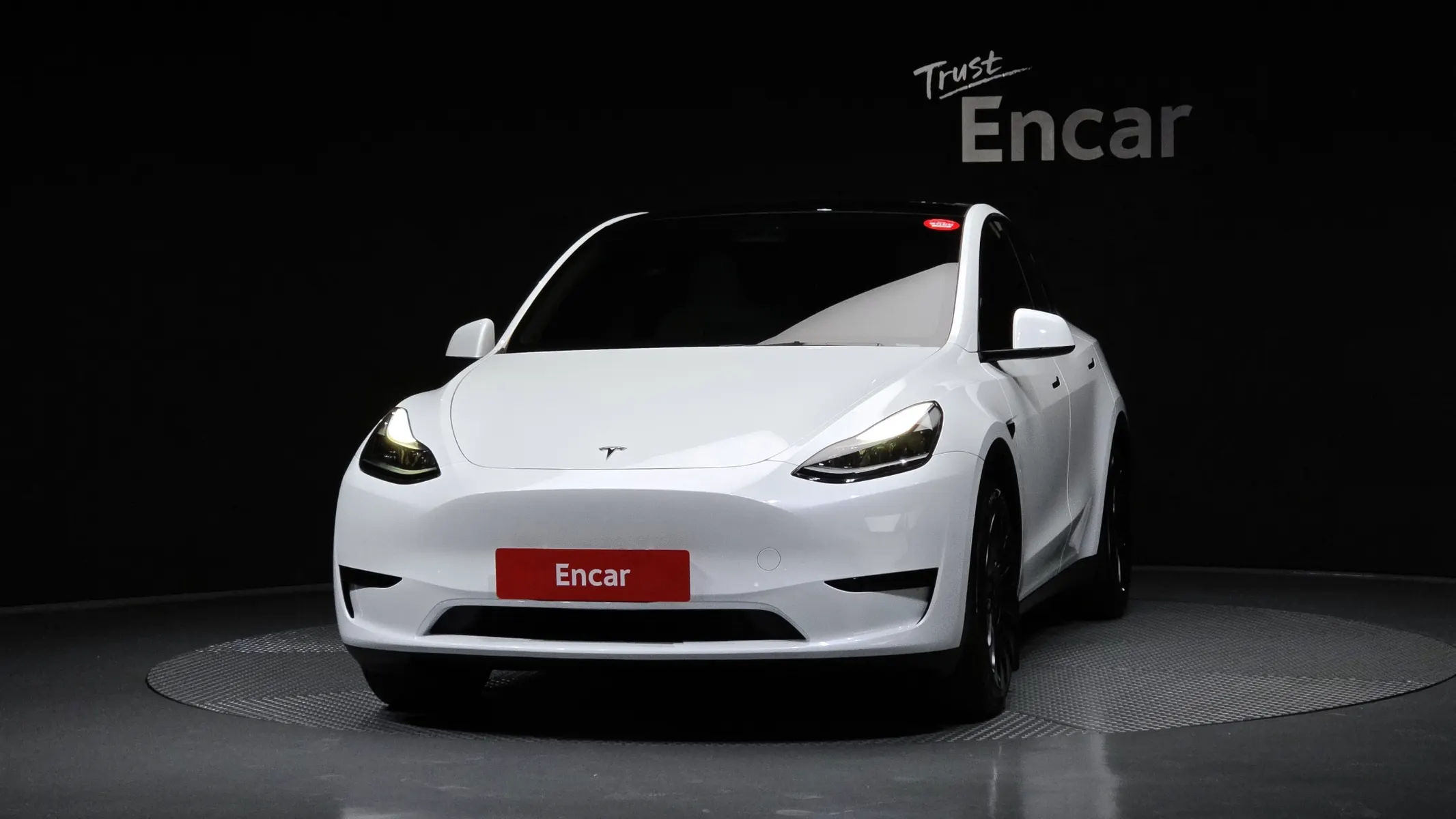 Tesla Y RWD 2023 2/5