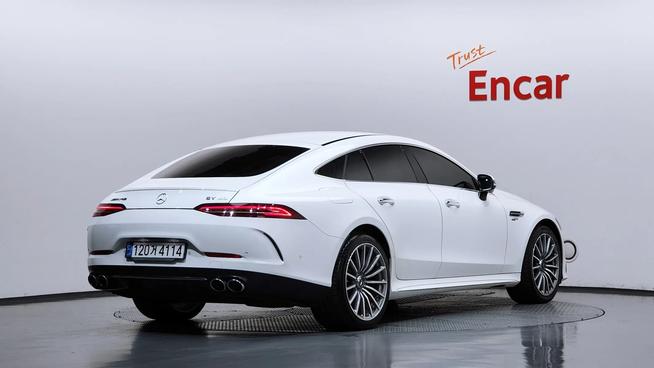 Mercedes-Benz AMG GT 4 43 4MATIC+ 2021 2/21