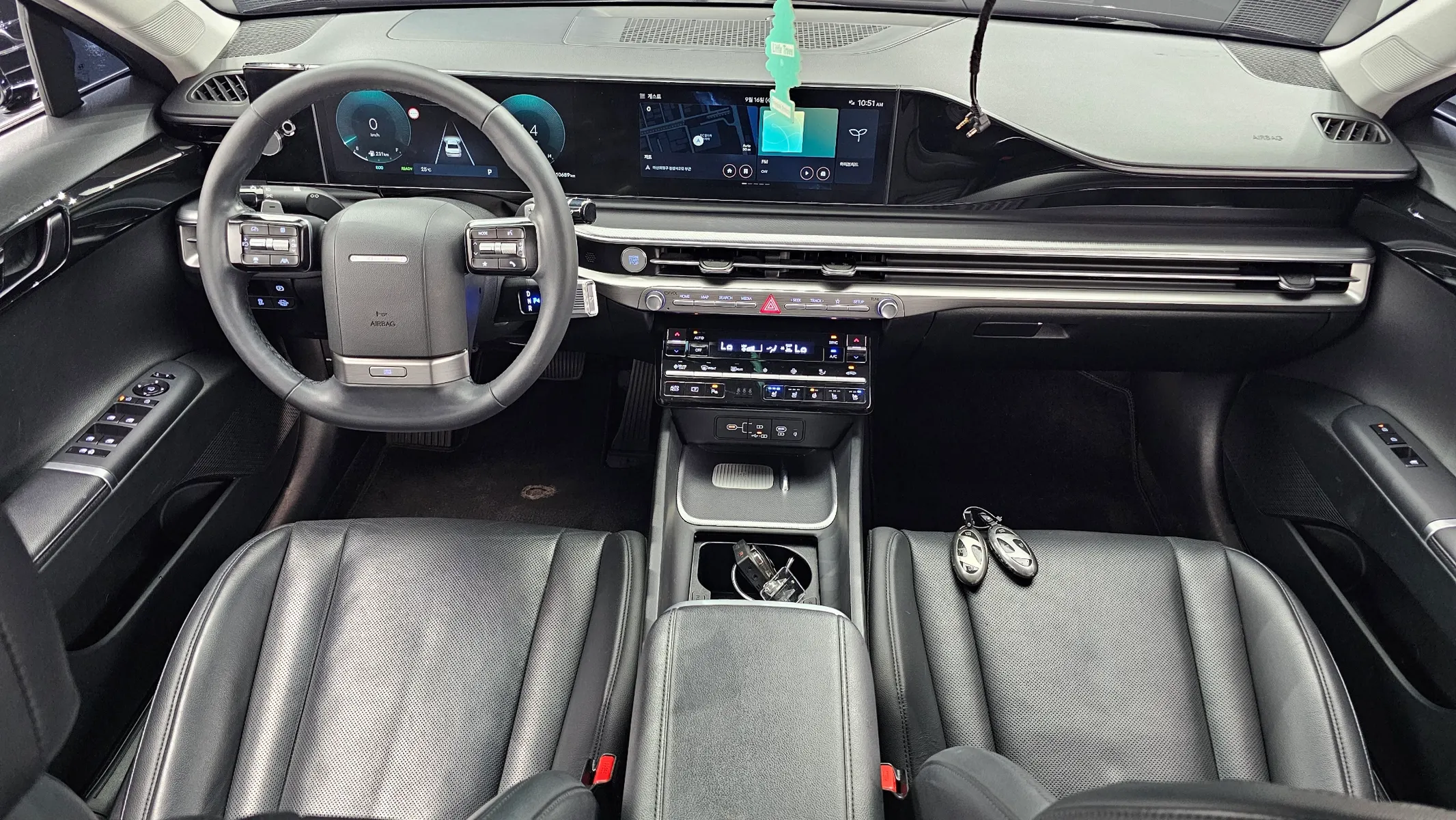 Hyundai (GN7) 2023 4/5