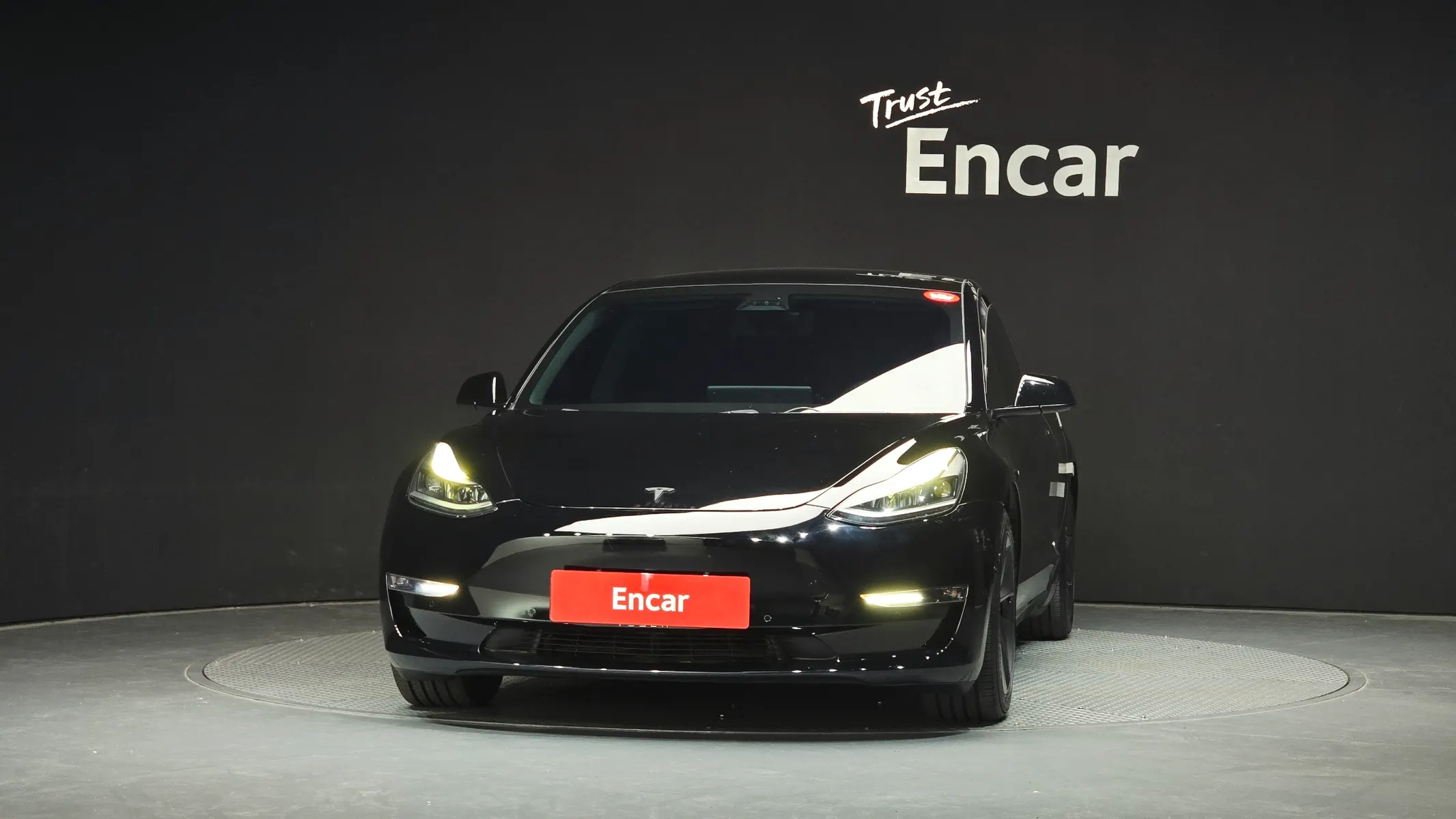 Tesla 3 AWD 2021 2/5