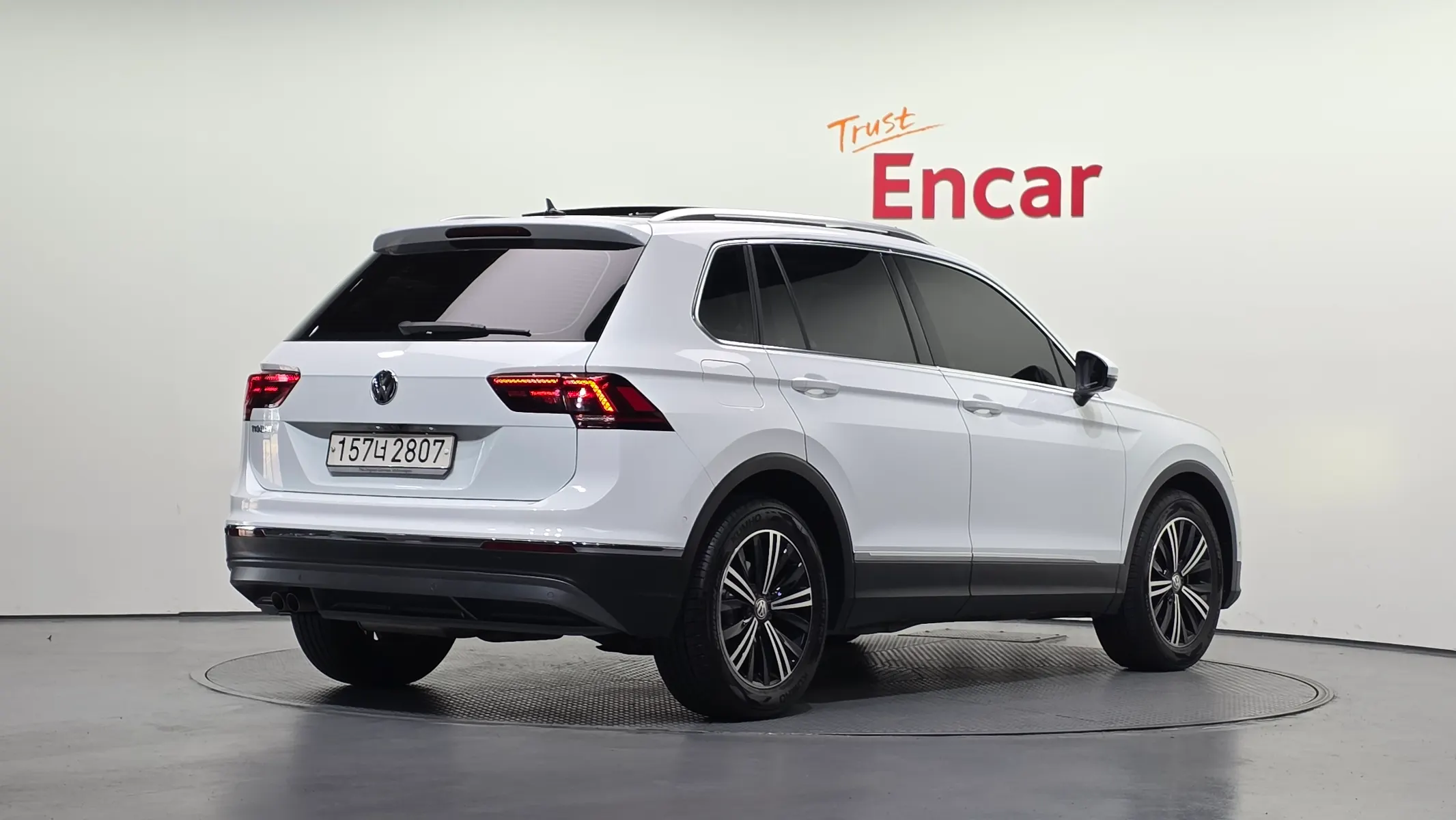Volkswagen 2 2.0 TDI 2020 2/33