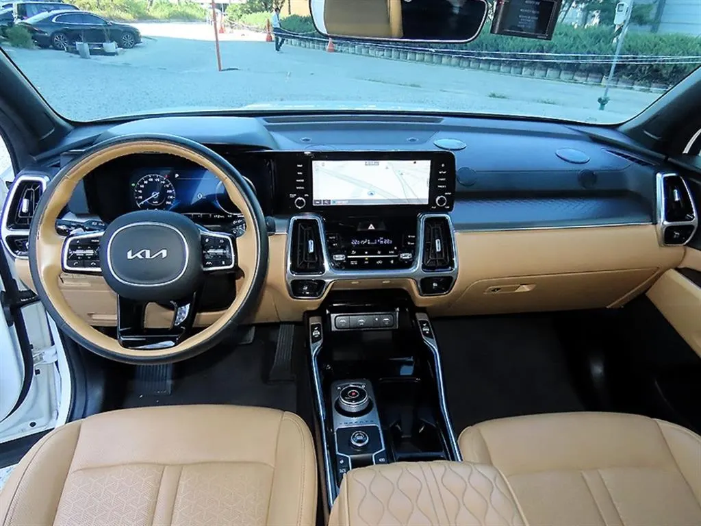 Kia 4 HEV 1.6 2WD 2023 4/5