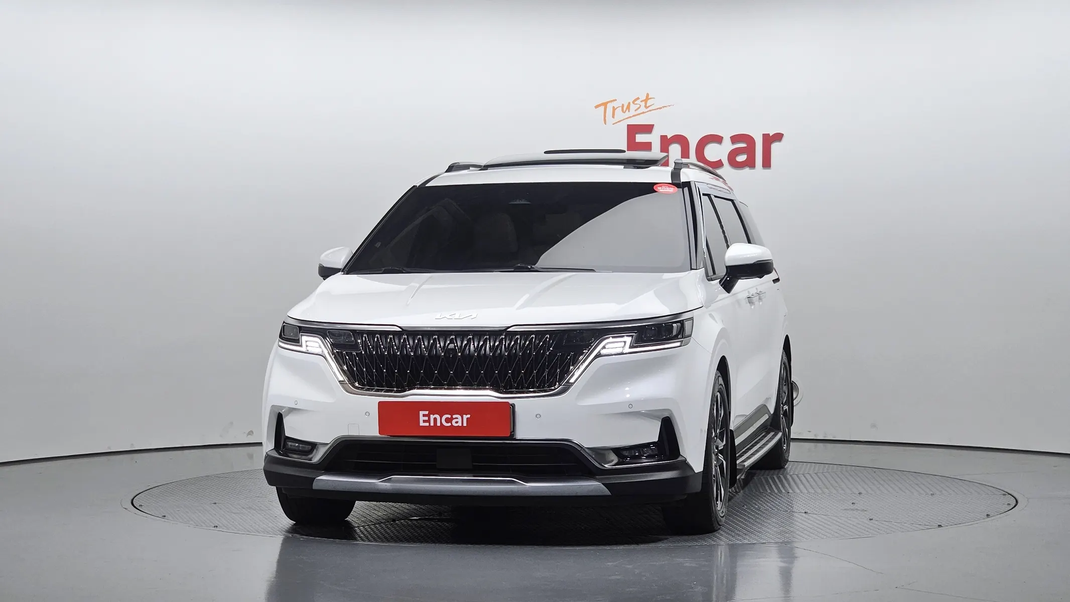 Kia Carnival 7 2023 2/5