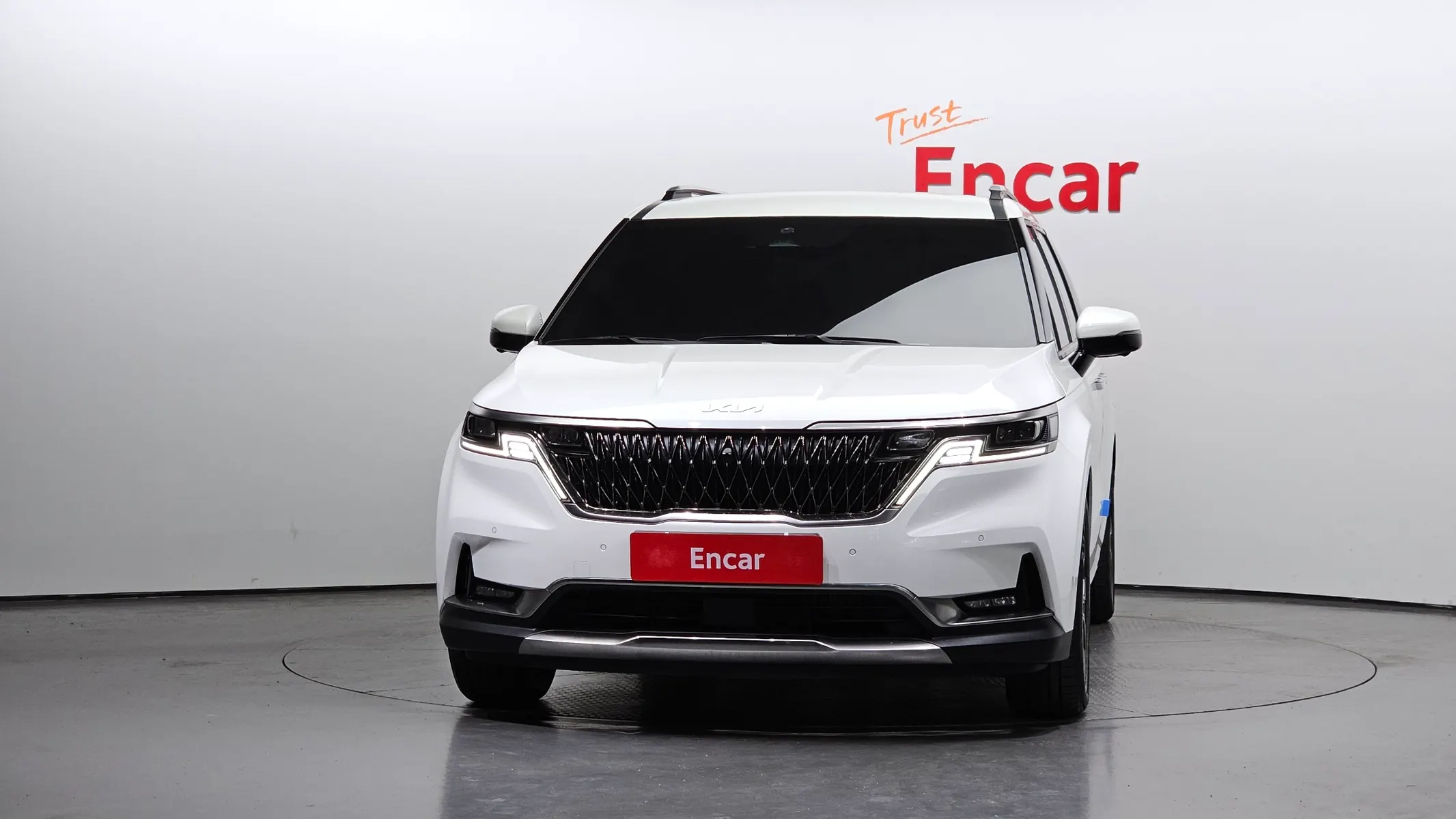 Kia Carnival 9 2022 2/5