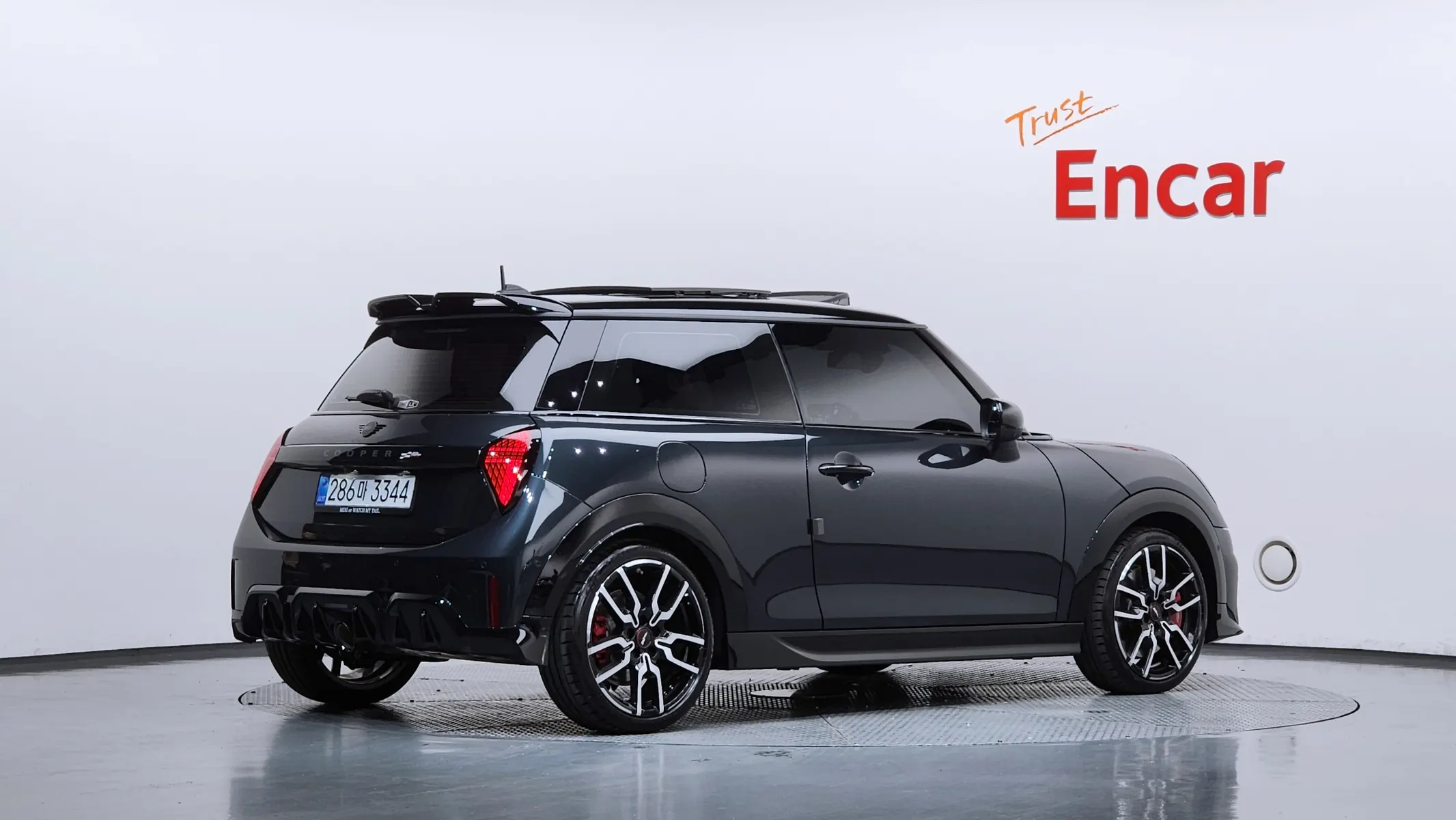 MINI S 4 JCW 2026 2/33