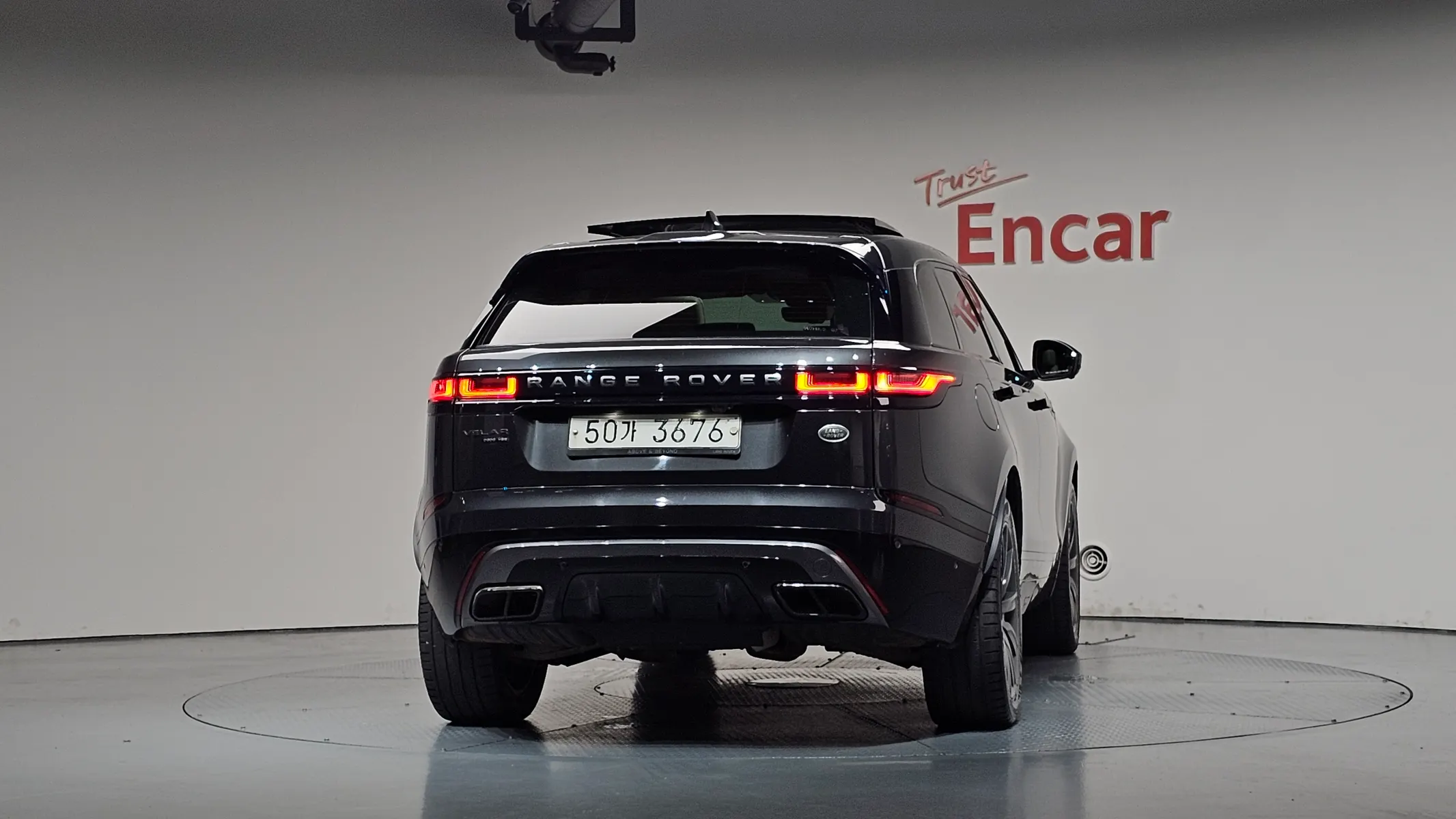 Land Rover 레인지로버 벨라 3.0 D300 R- HSE 2018 3/42