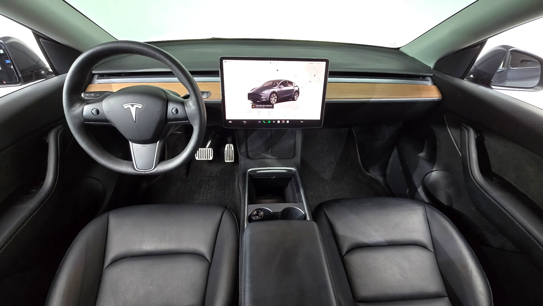 Tesla Y AWD 2022 4/5