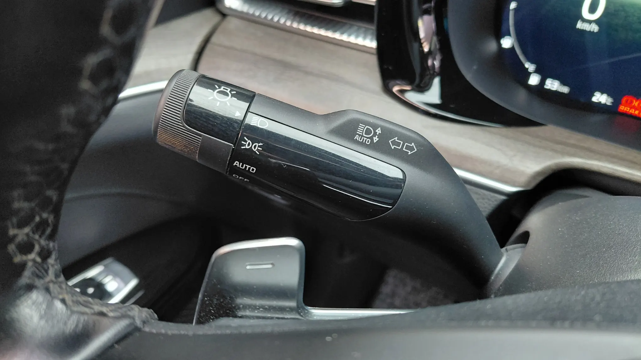Kia K5 3 2.0 2021 31/32