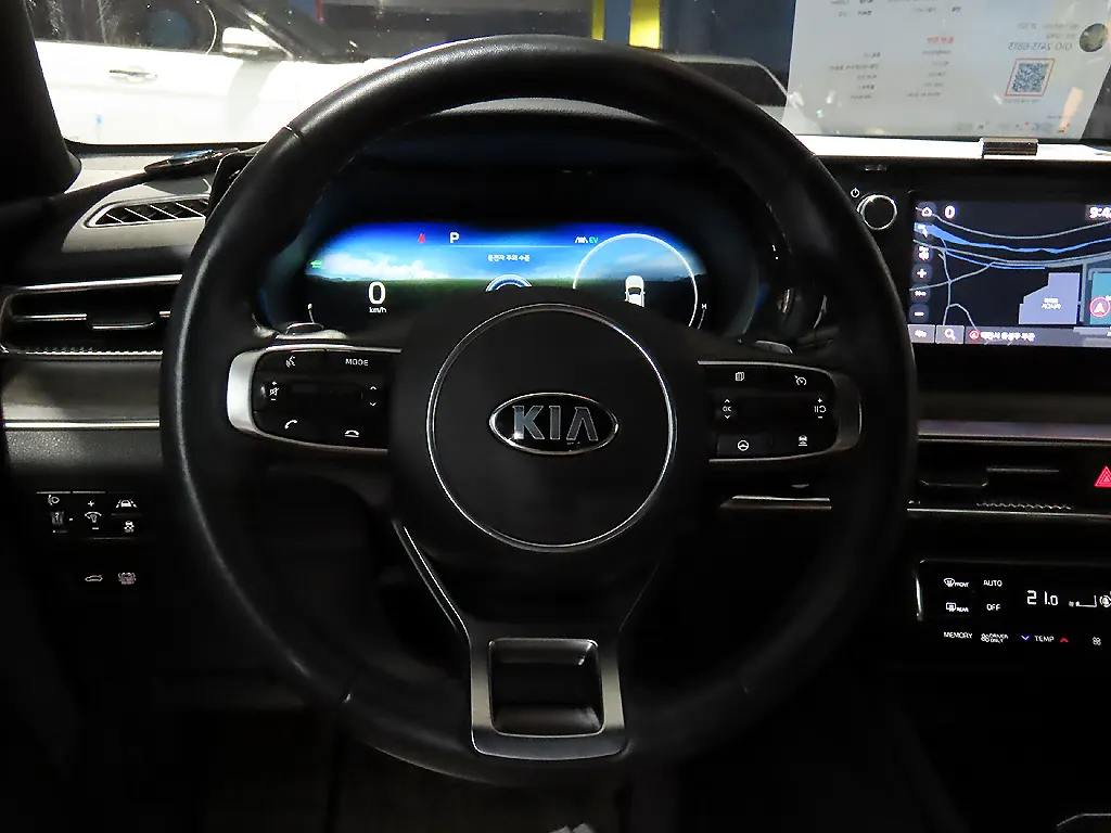 Kia K5 3 2021 4/5