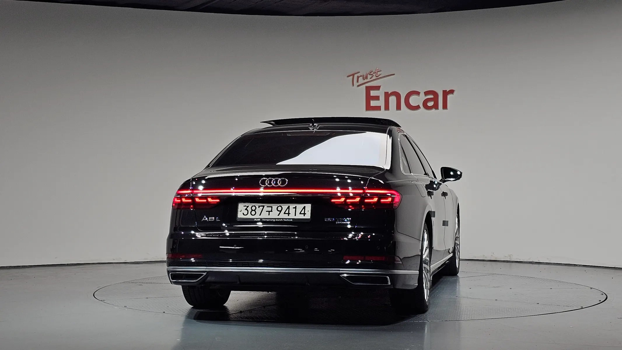 Audi A8 (D5) 55 TFSI LWB 2020 3/37