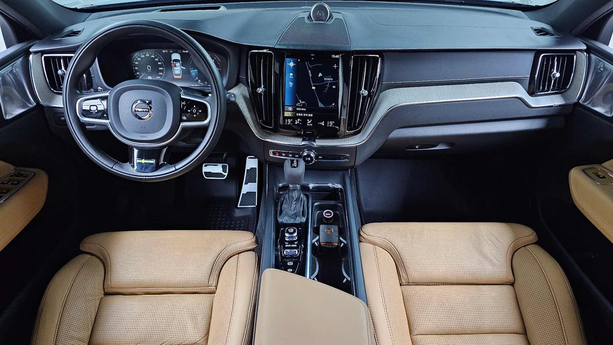 Volvo XC60 2 D4 2017 4/5