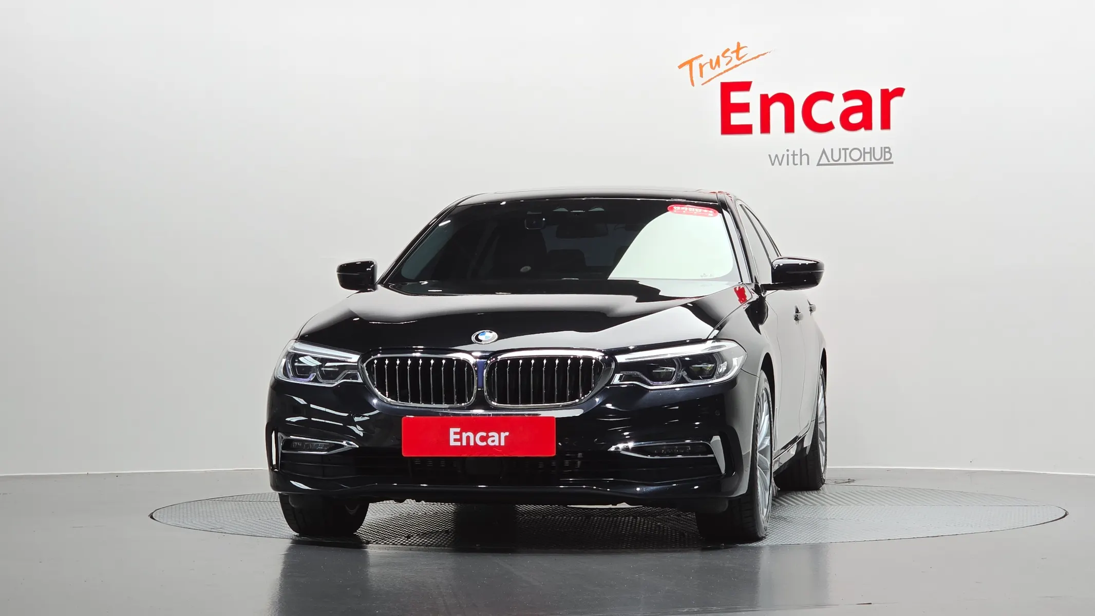 BMW 5 Series (G30) 530i xDrive 2020 2/32