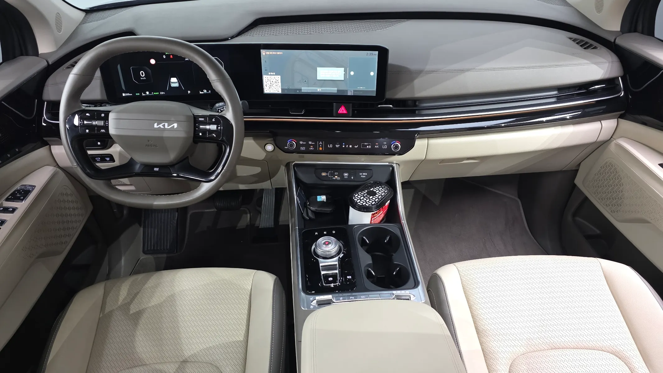 Kia 4 HEV 9 X Line 2025 4/5