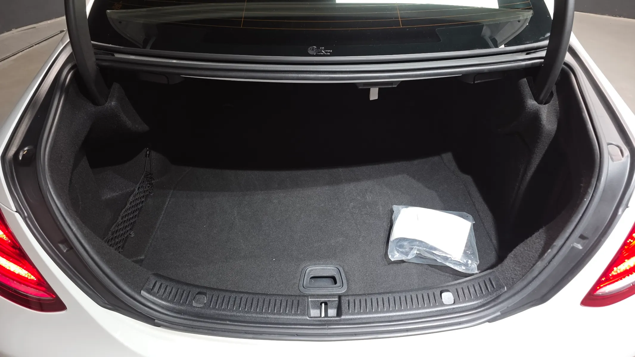 Mercedes-Benz E-Class W213 E350 4MATIC AMG Line 2020 33/34