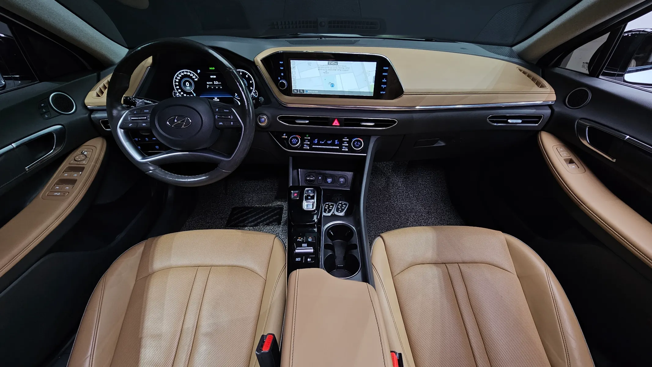Hyundai (DN8) 2.0 2022 4/5