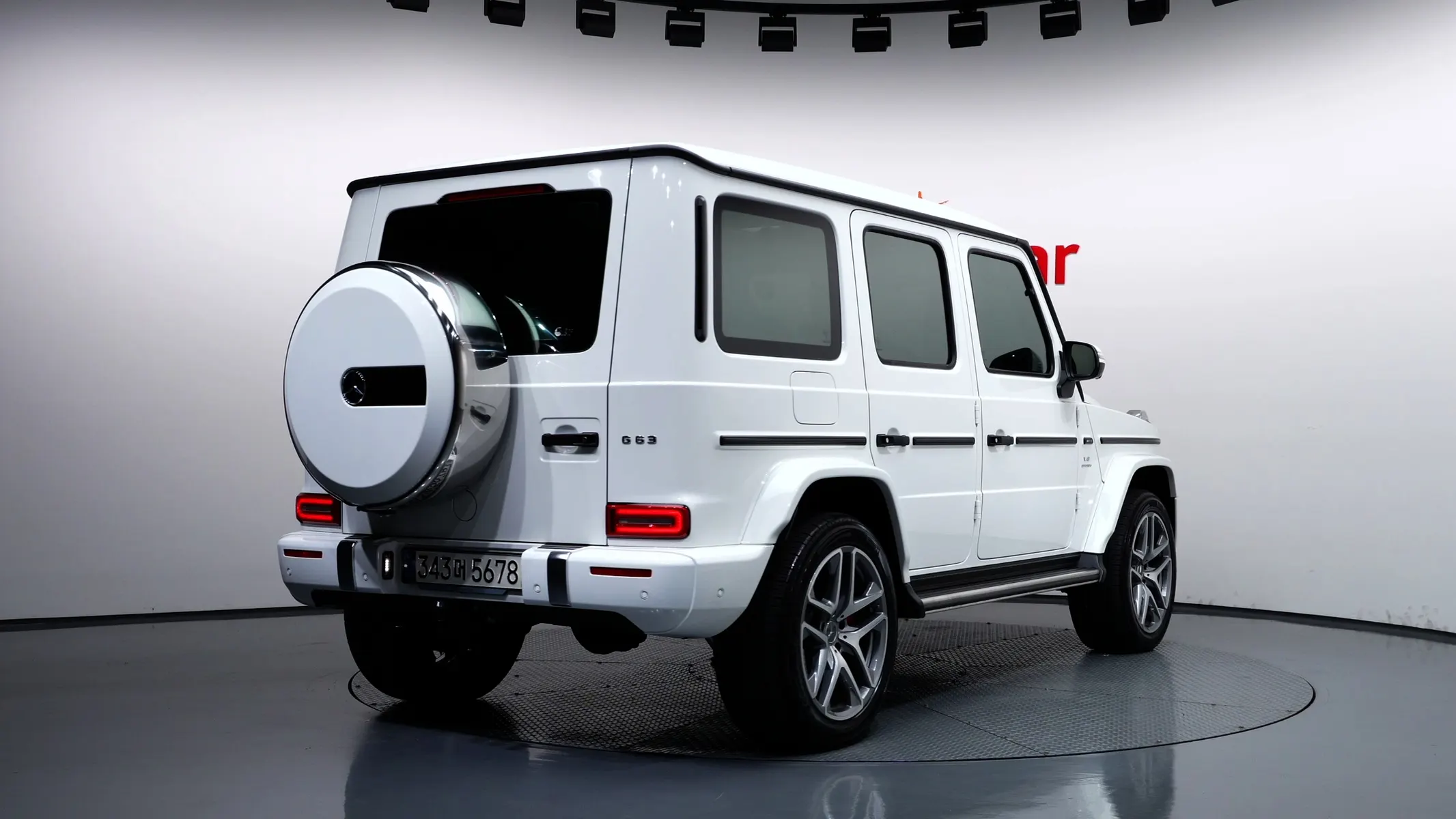 Mercedes-Benz G-Class W463b AMG G63 2024 2/32