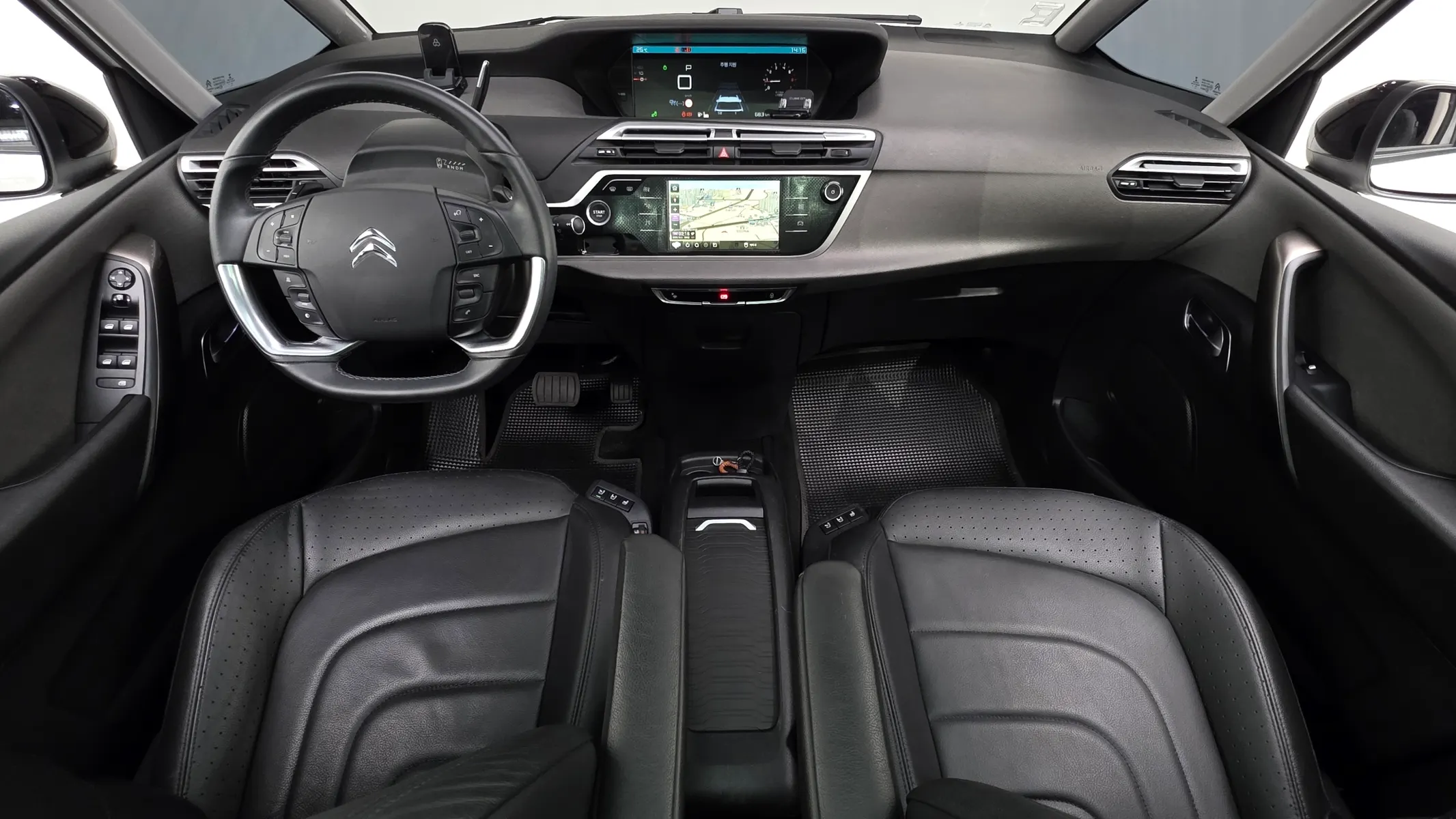 시트로엥/DS C4 Tourer 1.5 BlueHDi 2021 4/5