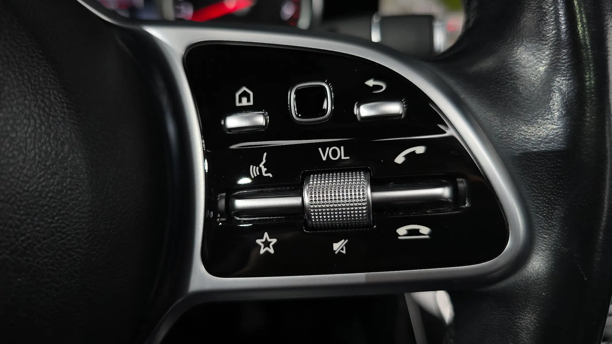Mercedes-Benz E-Class W213 E300 2019 30/31