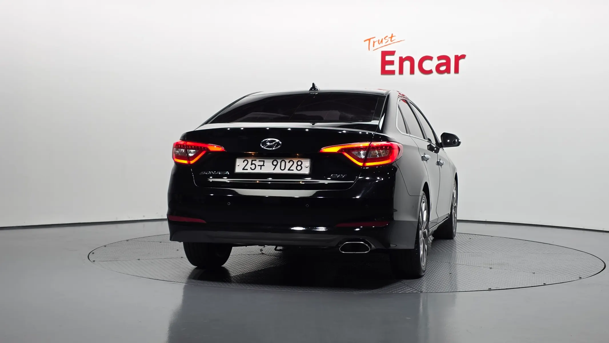Hyundai LF 2.0 2016 3/5