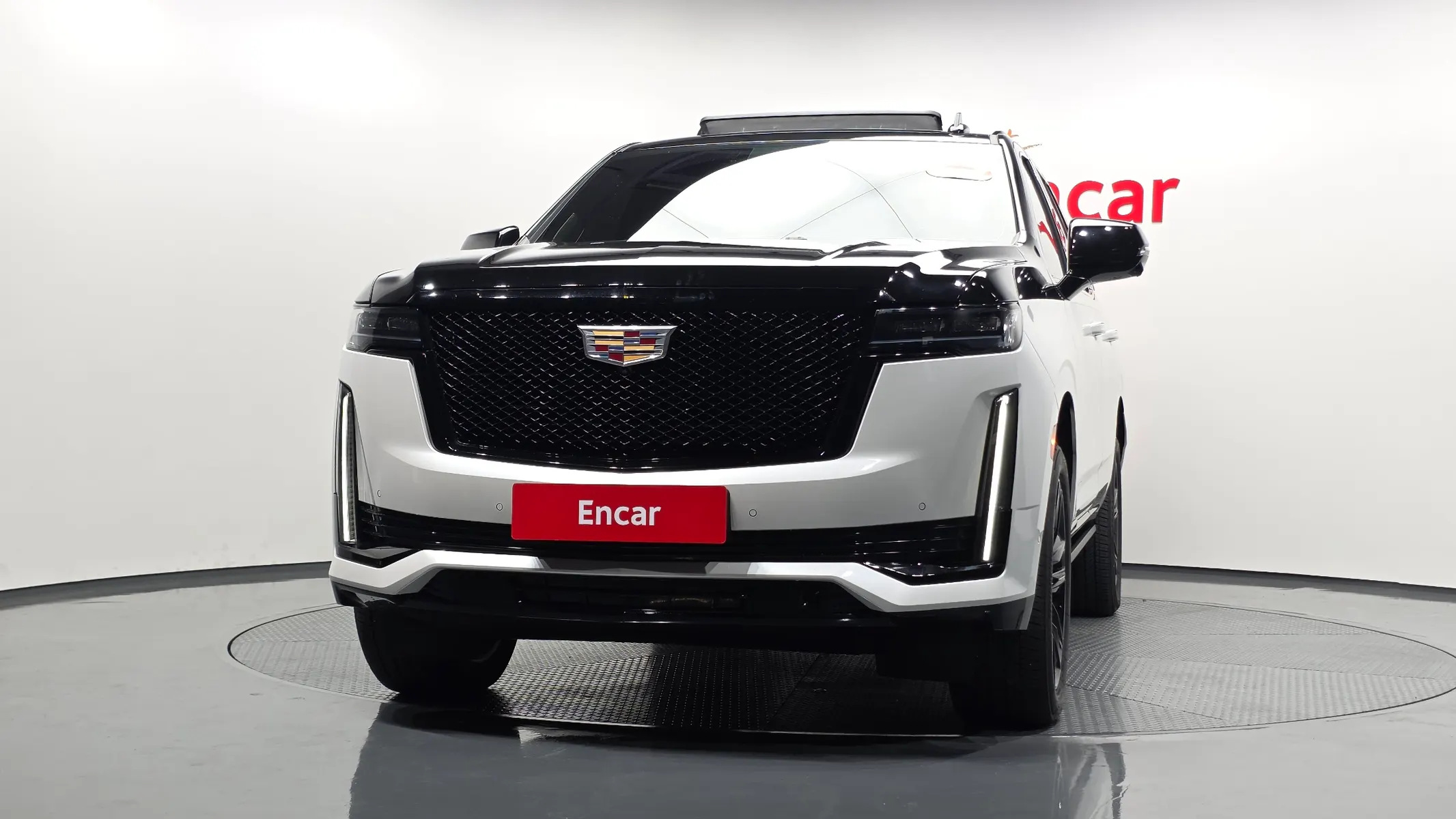 Cadillac 5 6.2 2024 2/5