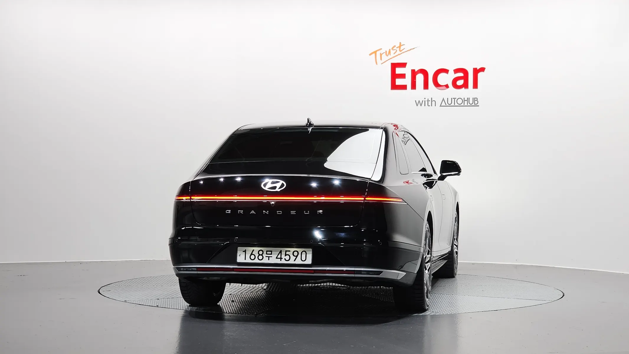 Hyundai (GN7) 2023 3/5