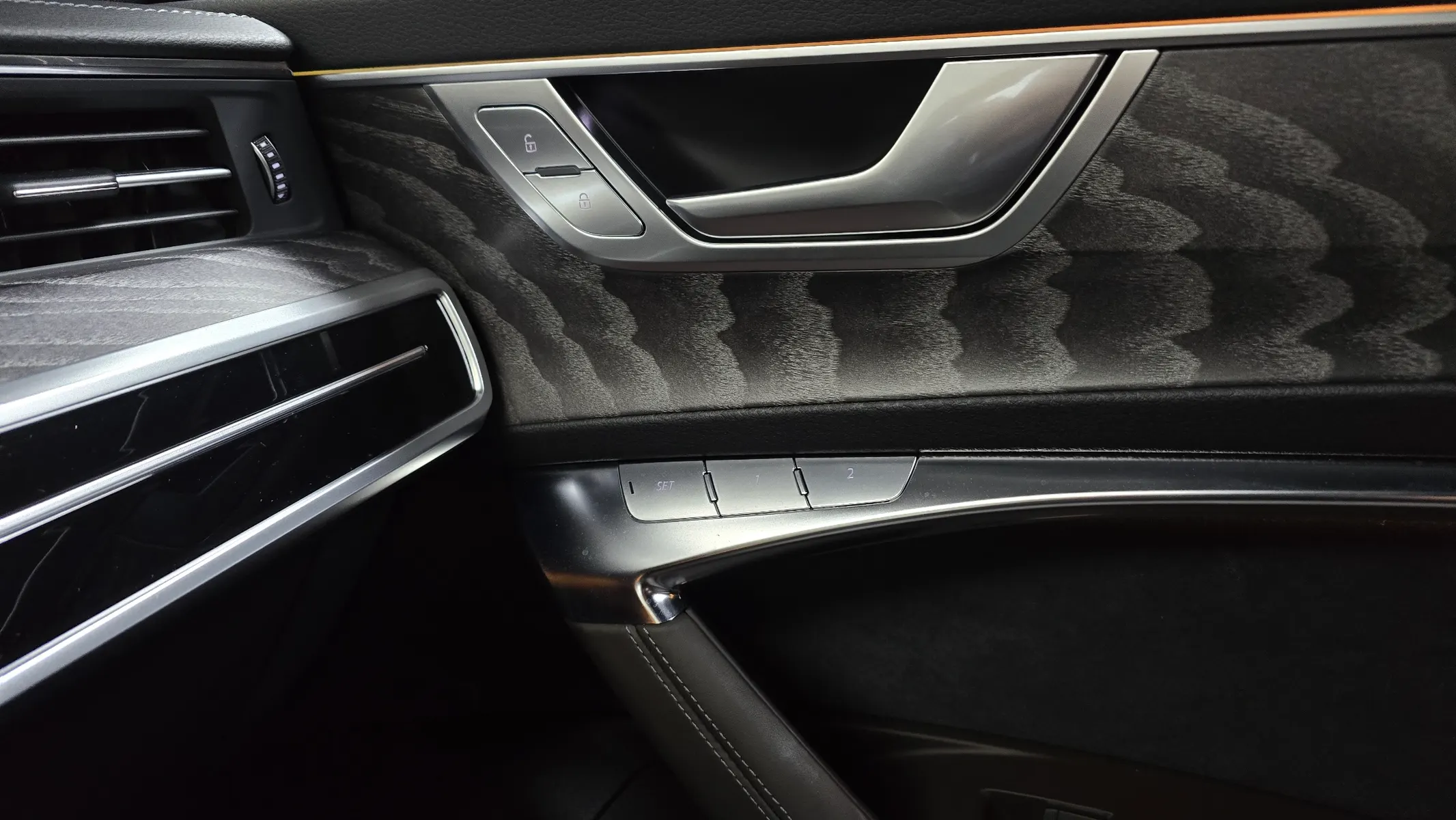Audi A7 (4K) 55 TFSI e 2025 34/35