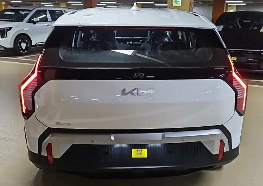 Kia EV3 2WD 2026 2/5