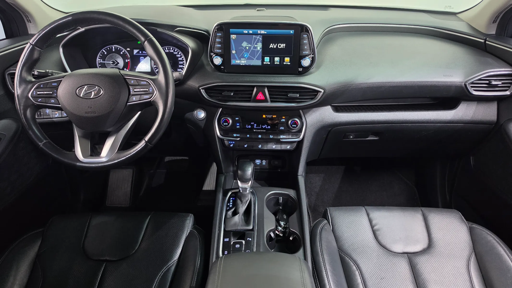 Hyundai TM 2.0 2WD 2019 4/5