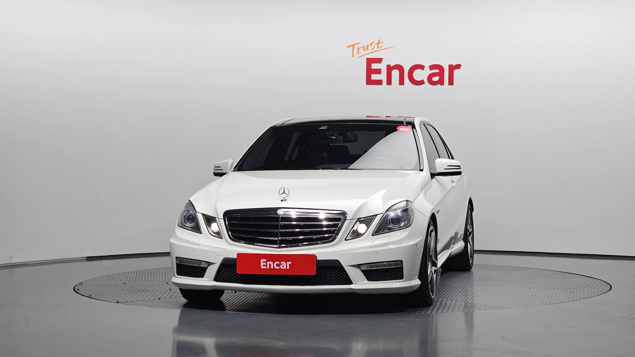 Mercedes-Benz E-Class W212 E63 AMG 2011 3/35