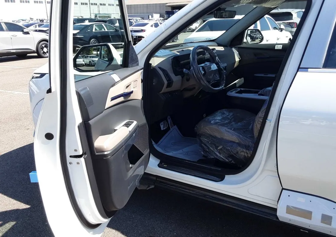 Kia EV5 2WD 2026 3/5