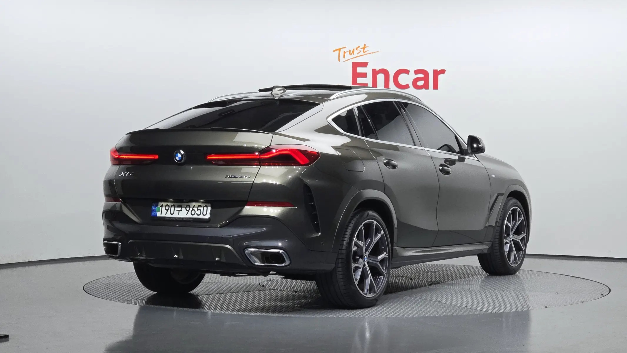 BMW X6 (G06) xDrive40i M 2022 2/21