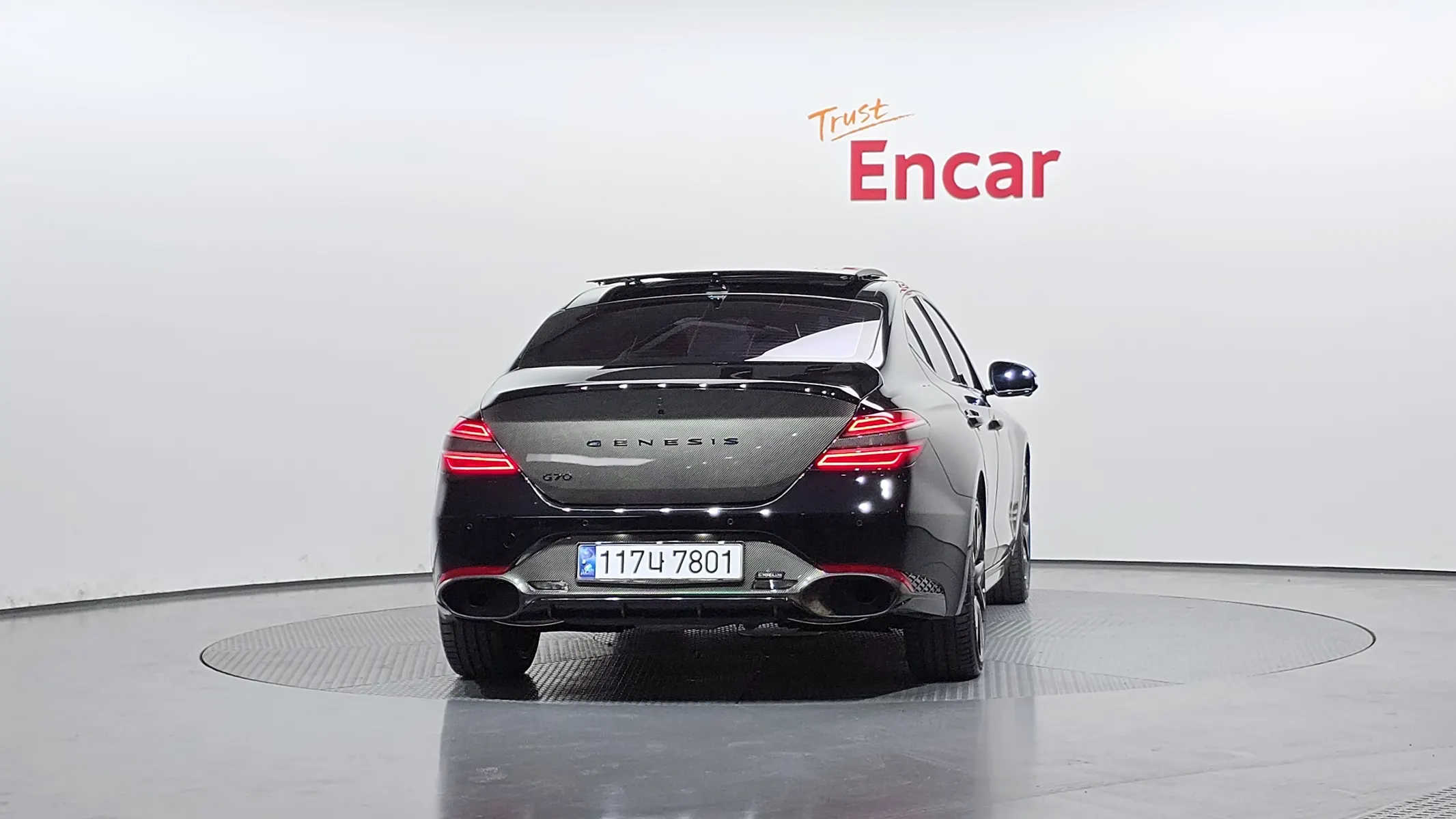 Genesis G70 2.0T 2WD 2022 3/5