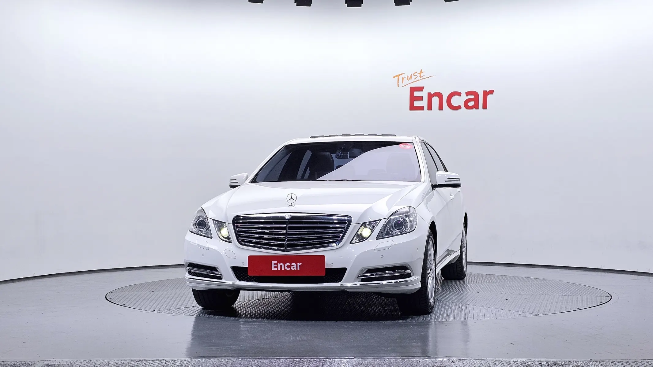 Mercedes-Benz E-Class W212 E300 2011 3/21