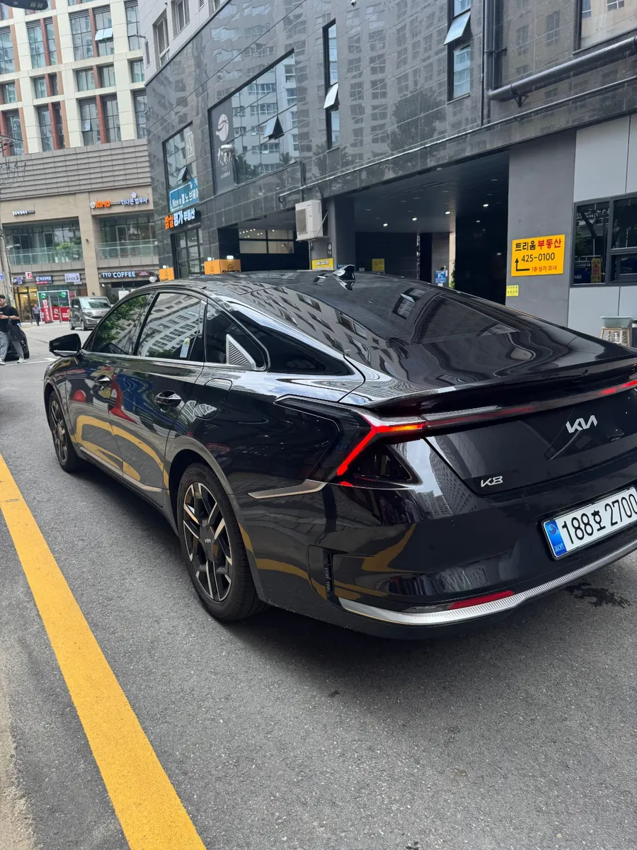 Kia K8 2025 3/5