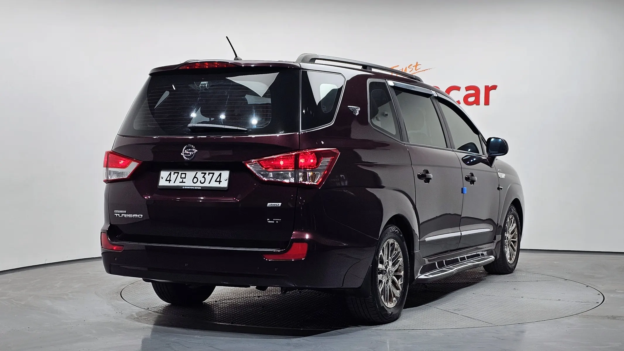KG Mobility 코란도 투리스모 2WD LT 9 2014 2/21